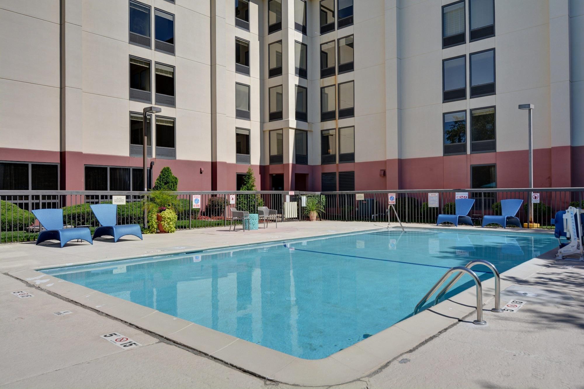 Hampton Inn Overland Park Zewnętrze zdjęcie
