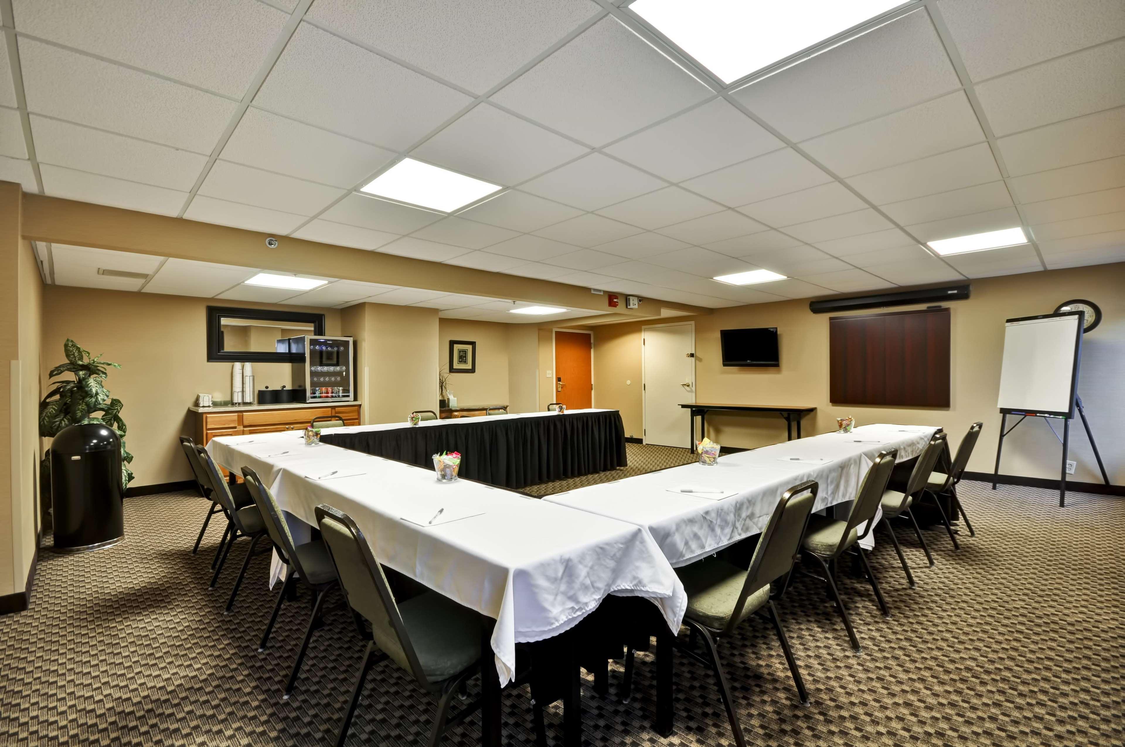 Hampton Inn Overland Park Zewnętrze zdjęcie